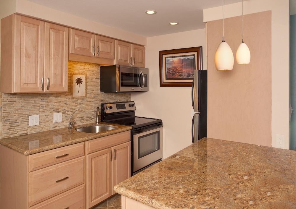 Lahaina Shores Beach Resort Dış mekan fotoğraf